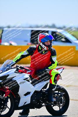 media/Apr-20-2024-TrackXperience (Sat) [[8e083f9805]]/Level 1/Session 3 (Grid Turn 14)/